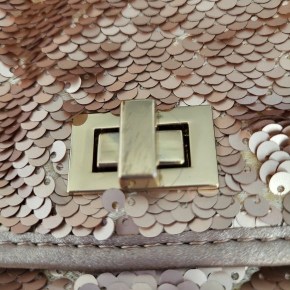 Steve Madden Gold/Champagne Sequin Wristlet Bag/Purse - Picture 2 of 4